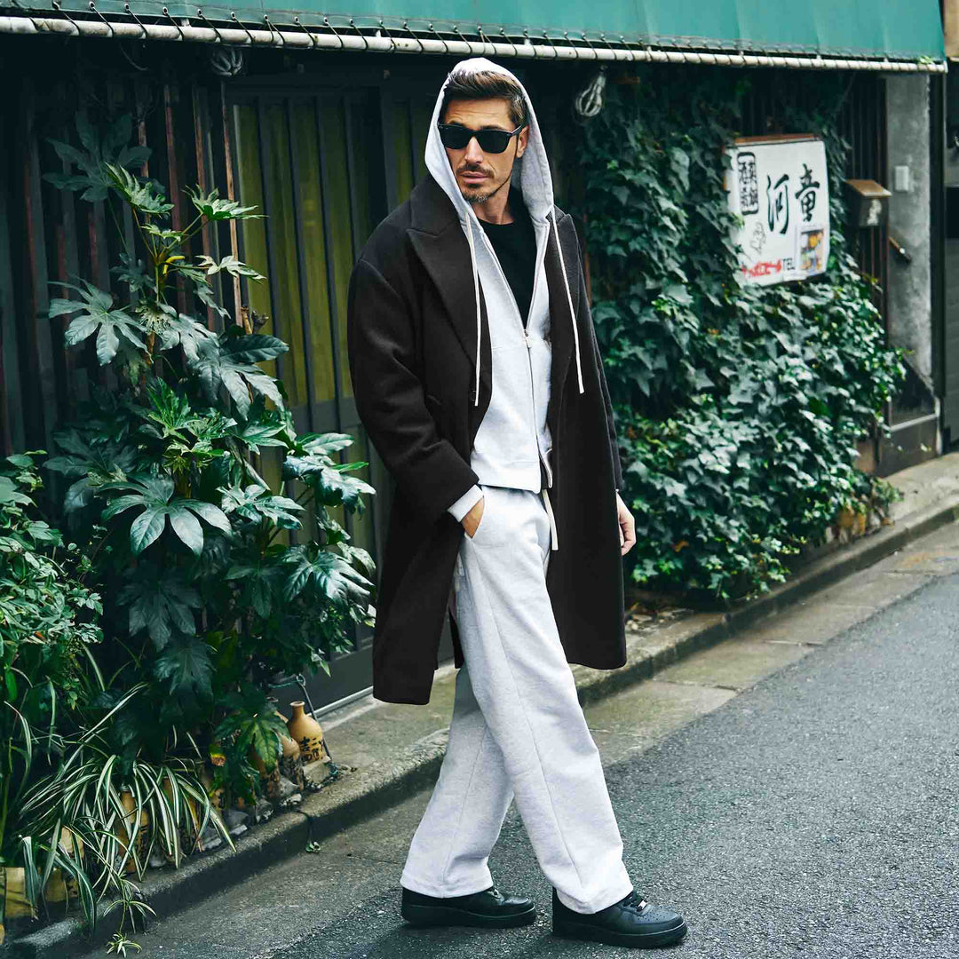 GSC「02 SWEATPANTS」グレー　モデル着用