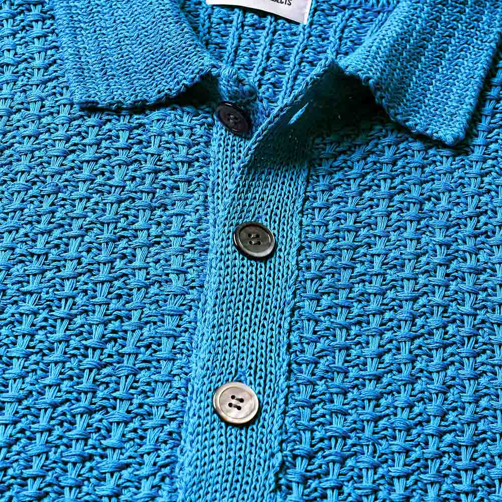 「SUKHNA TURQUOISE(スクナ ターコイズ)」ボタン　ディテール