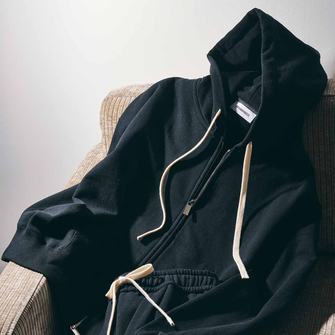 GSC「01 ZIP HOODIE」ブラック　物カット
