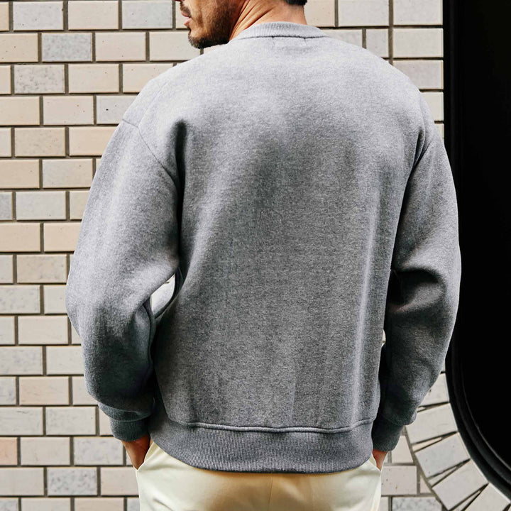 ARNOLD モデル着用カット