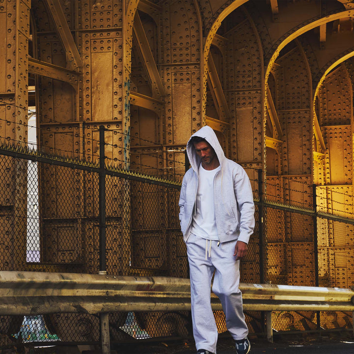 Chest Curve Neck T-shirt "ZEFIRO"