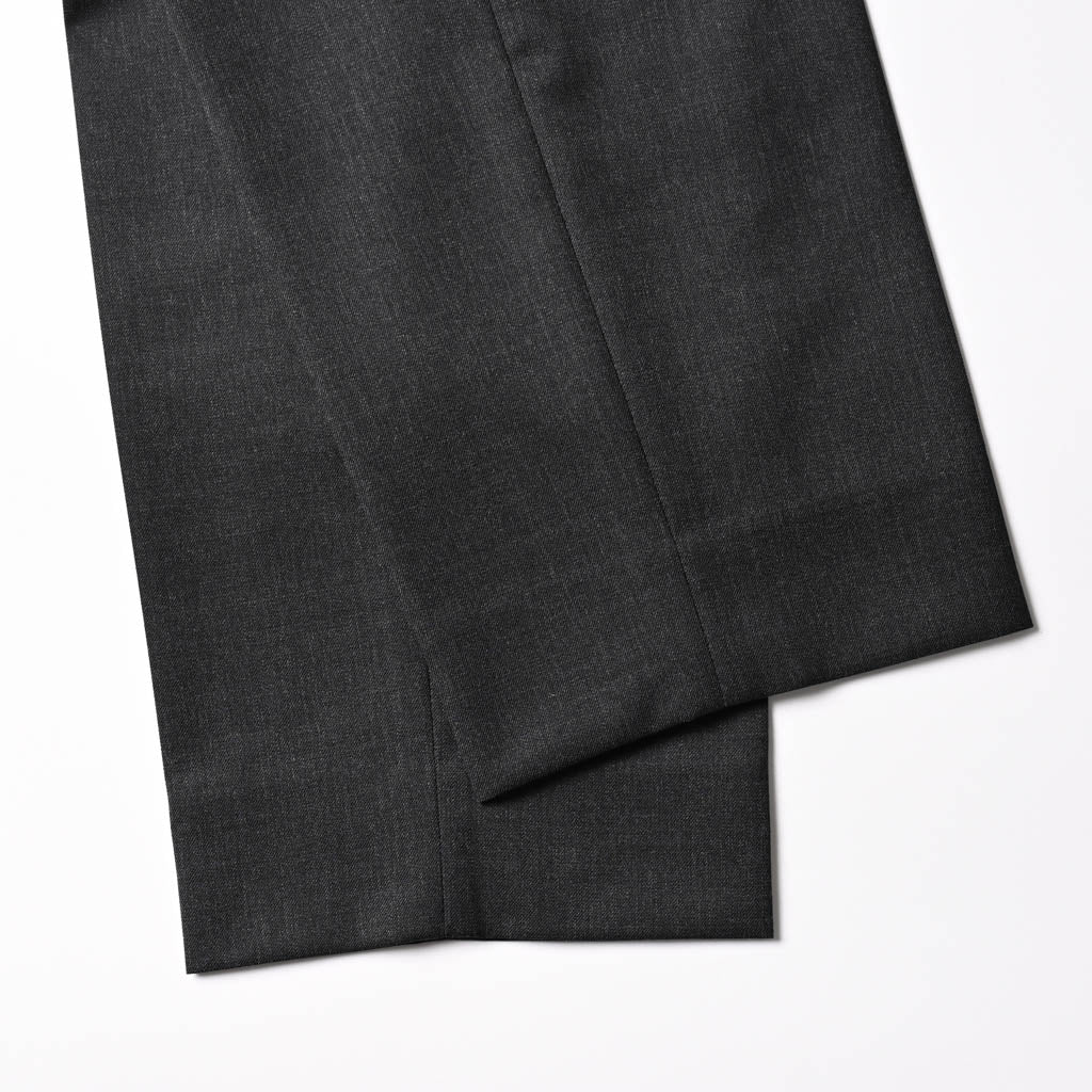 大人ON/OFF スラックス「LIBRA MILANO(リブラ ミラノ)」物カット　裾　ディテール