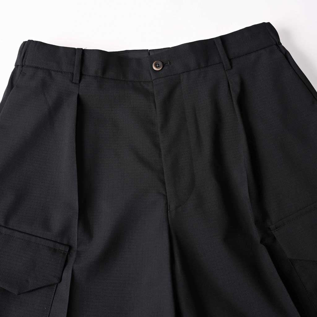 カーゴスラックス「LIBRA CARGO No.4(リブラ カーゴ No.4)」ブラック　ディテールカット