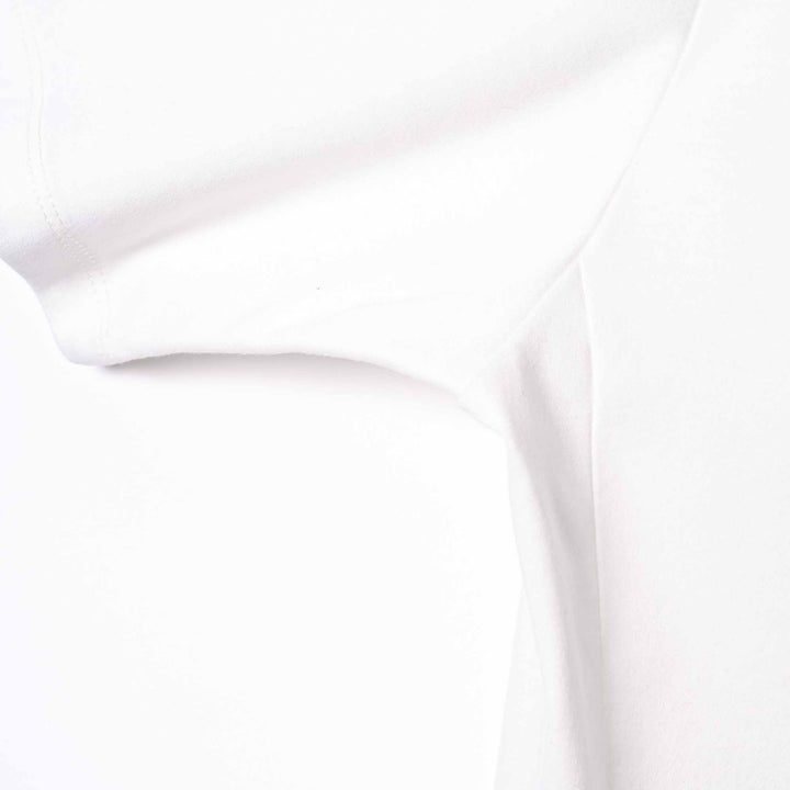 ドレスTシャツ「LEO SNUG」脇　ディテールカット