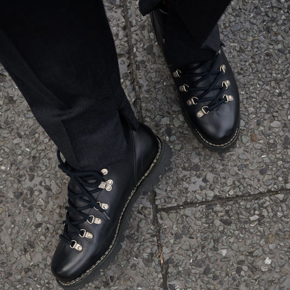 LIBRA ZIPモデル着用カット