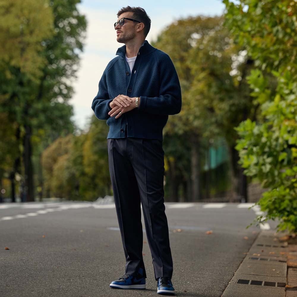 LIBRA ZIPモデル着用カット