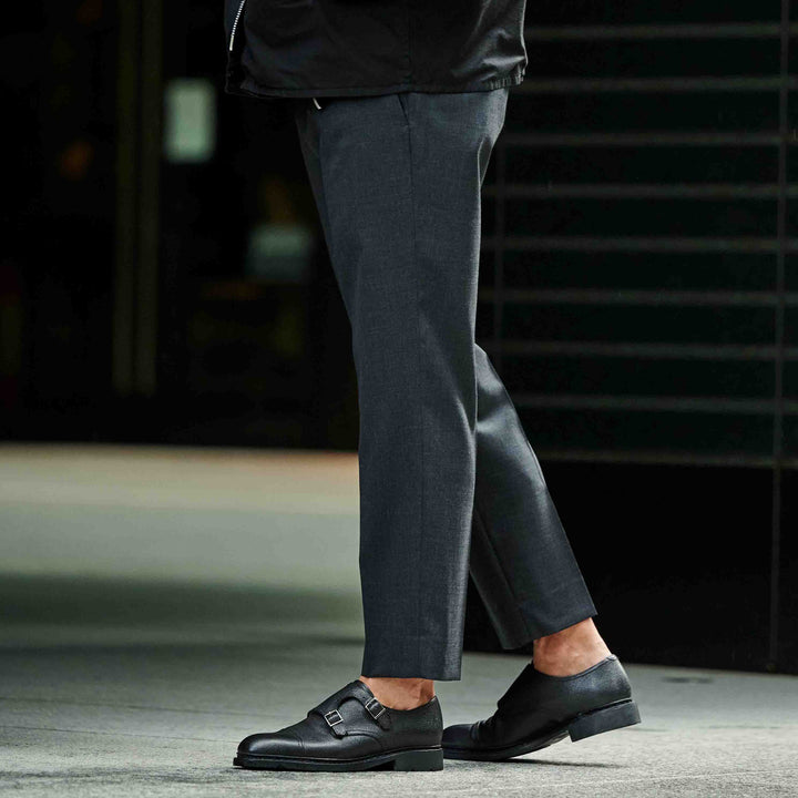 大人ON/OFF スラックス「LIBRA MILANO(リブラ ミラノ)」着用モデル　ディテール