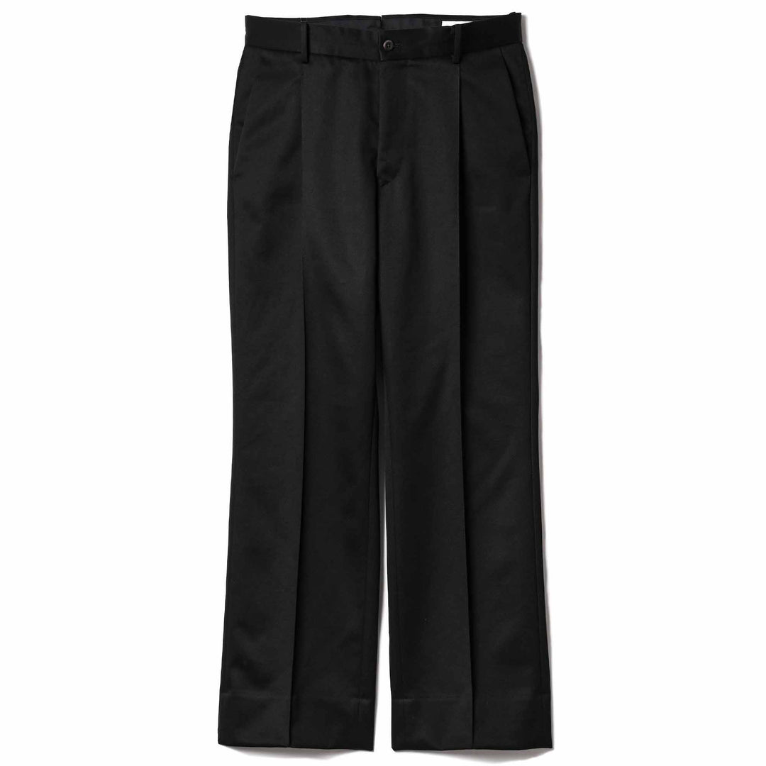 チノトラウザーズ「SAVVY(サヴィー)」着用モデルカット