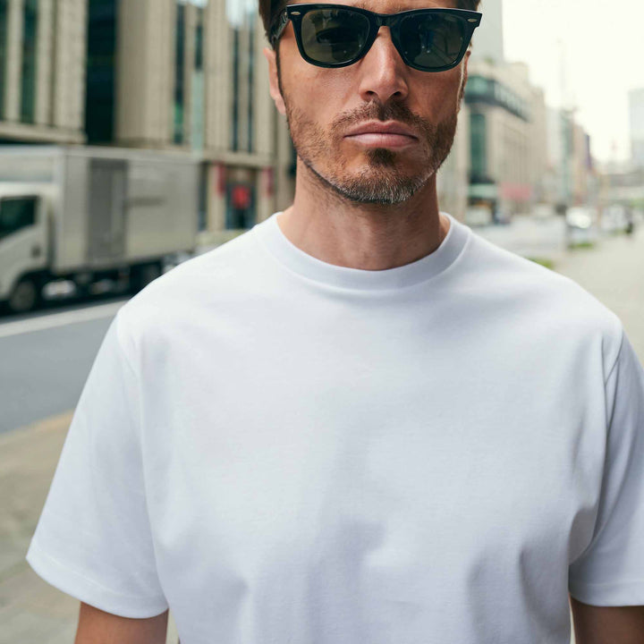 THE LEO モデル着用カット