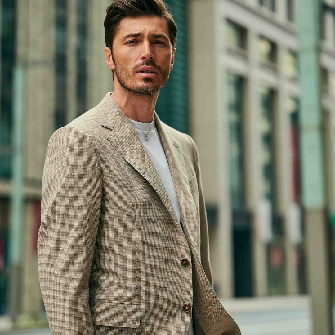 THE LEO モデル着用カット