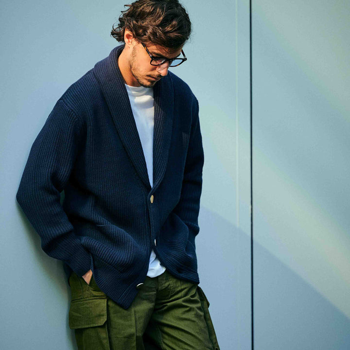 THE WOOSTER CARDIGAN モデル着用カット