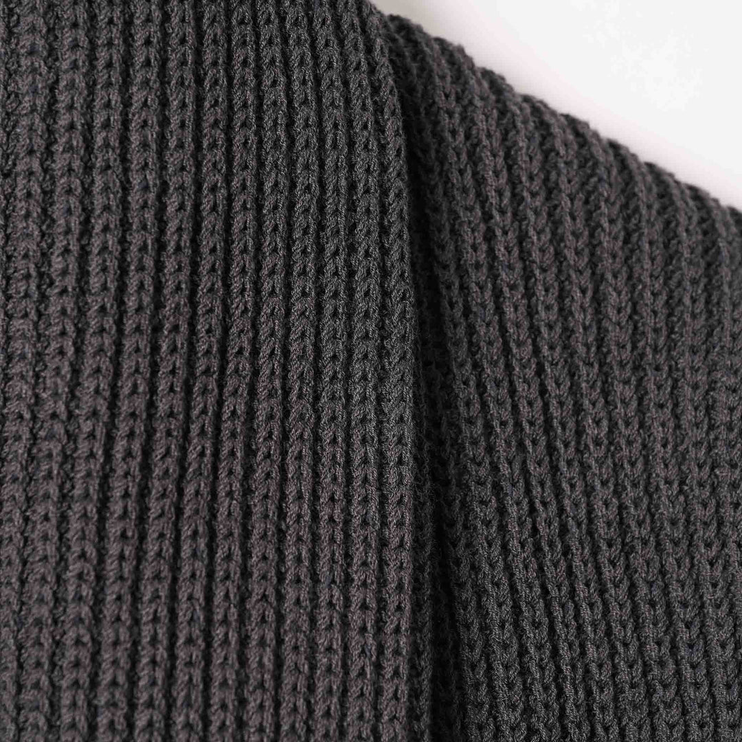 “俺たち”の都会派モダンニット「THE WOOSTER 2B CARDIGAN」