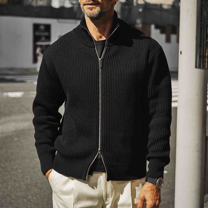 “俺たち”の都会派モダンニット「THE WOOSTER DRIVERS KNIT(ザ ウースター ドライバーズ ニット)」