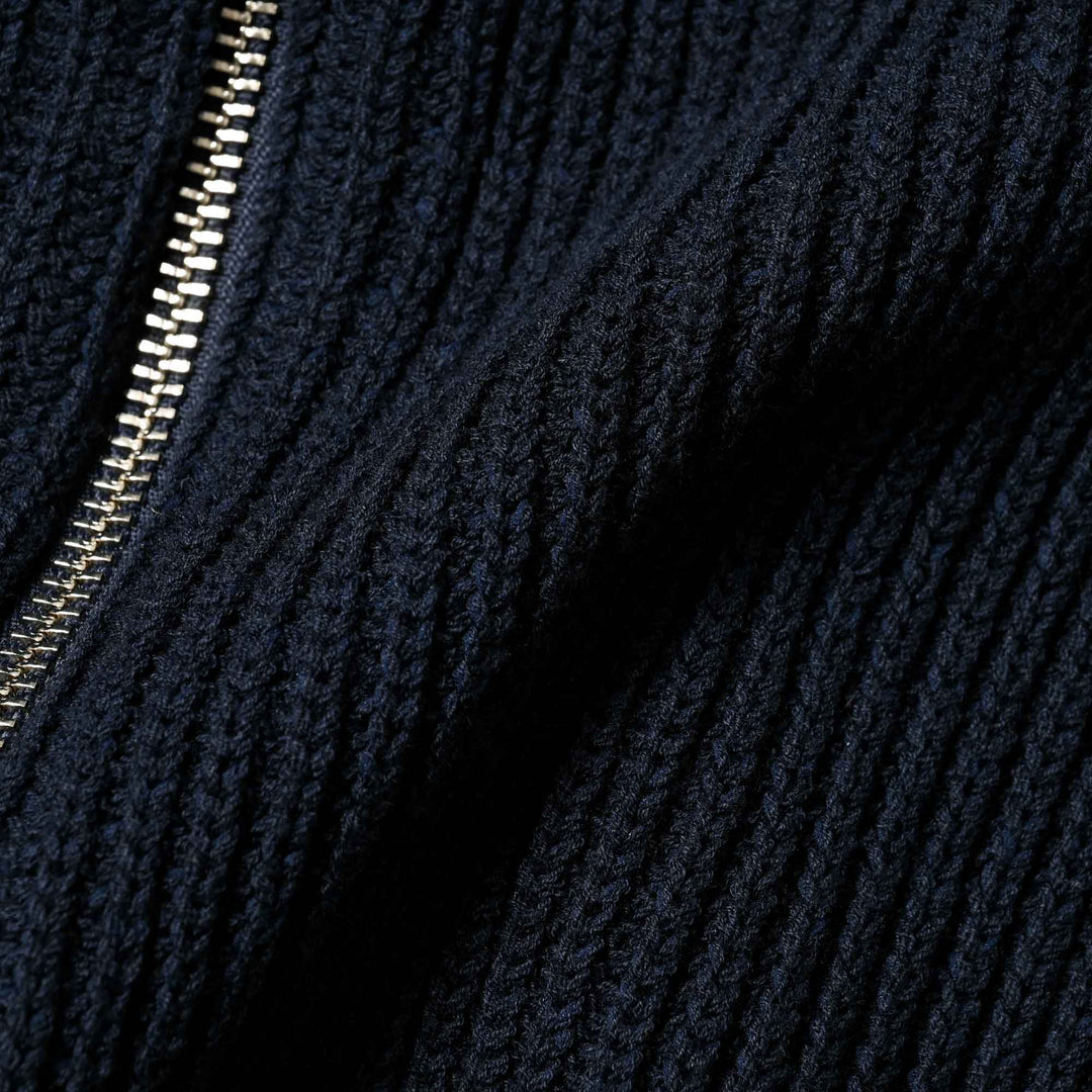 “俺たち”の都会派モダンニット「THE WOOSTER DRIVERS KNIT(ザ ウースター ドライバーズ ニット)」