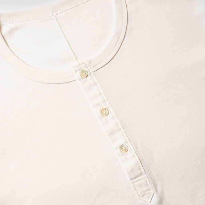 Chest Curve Neck T-shirt "ZEFIRO"