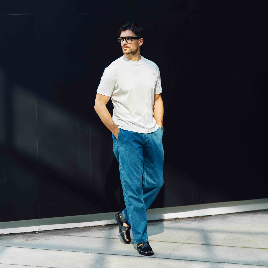 ドレスTシャツ「LEO SNUG」モデル着用