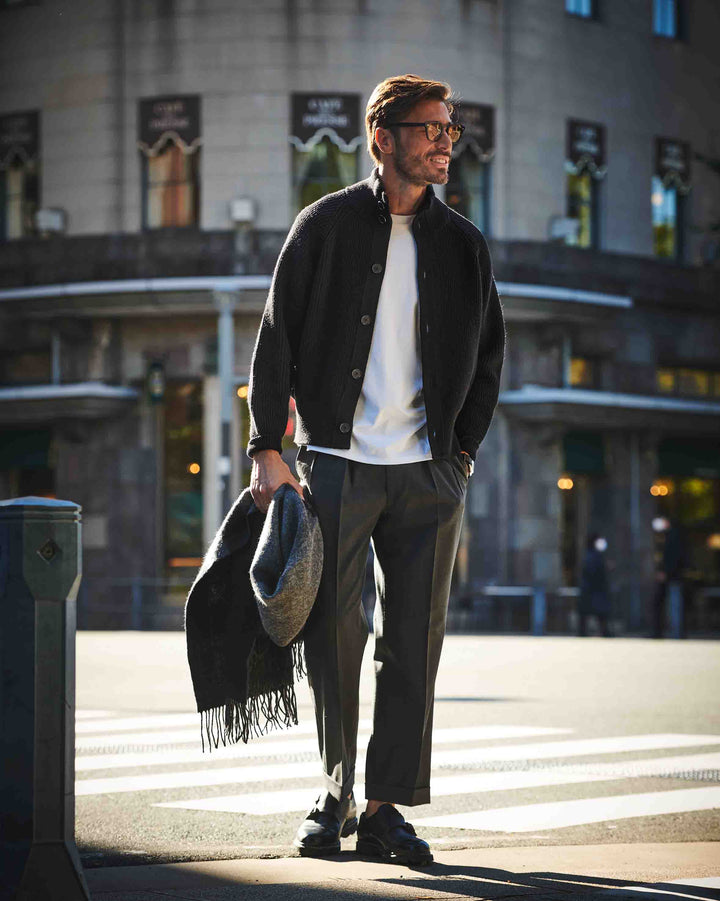 ６スタイルMIXスラックス「LIBRA TOKYO(リブラ トーキョー)」グレー　着用モデル