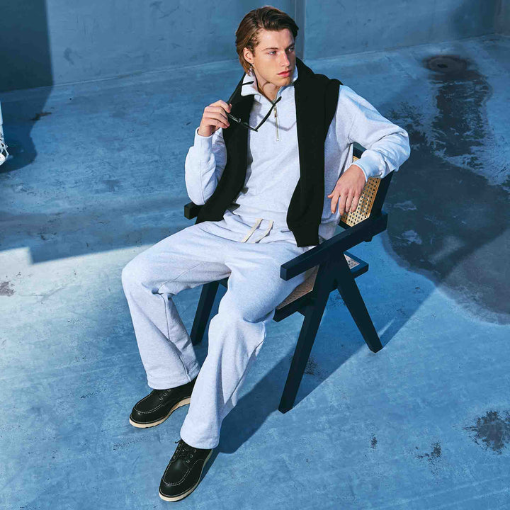 GSC「02 SWEATPANTS」グレー　モデル着用