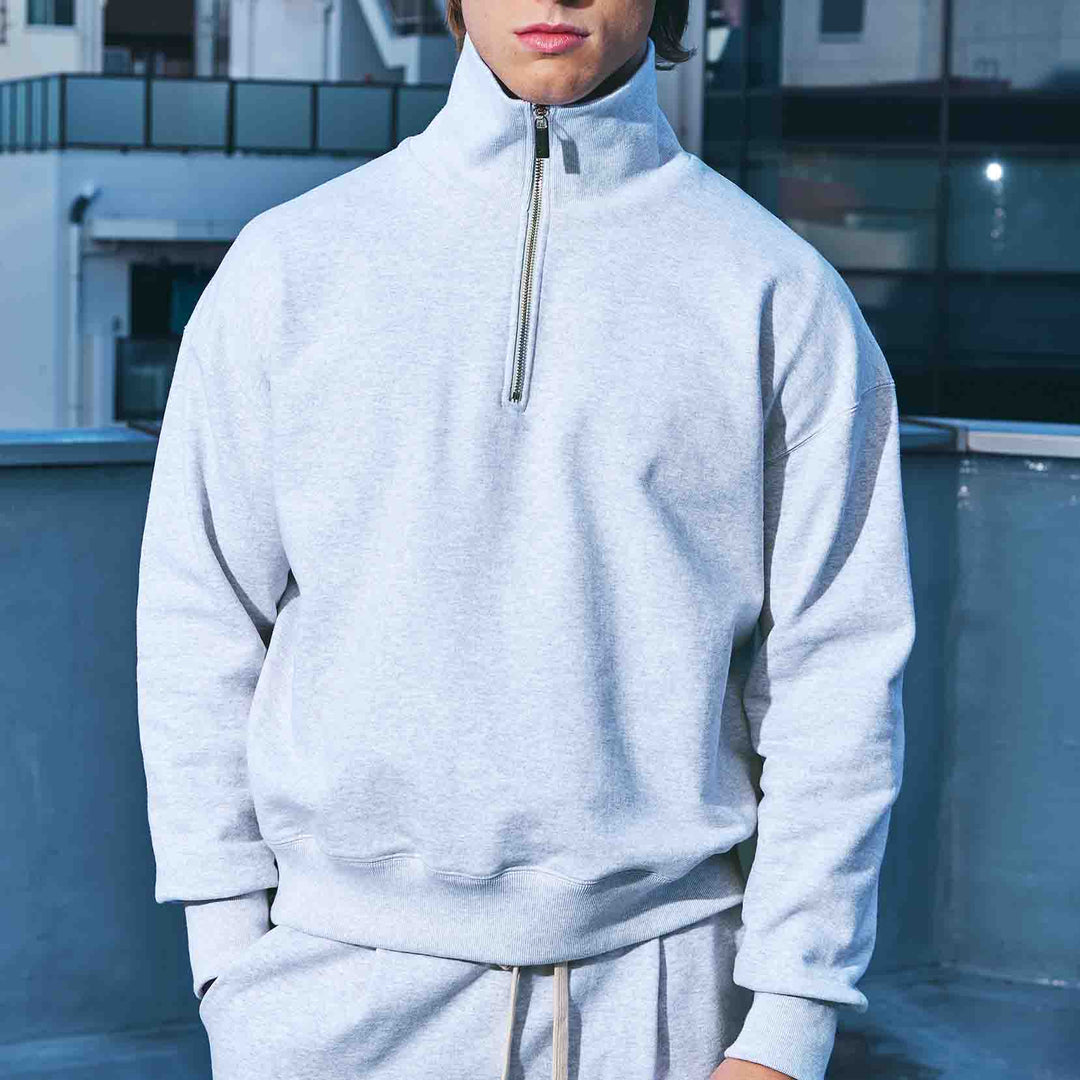 GSC「03 HALF ZIP」着用モデル　フロント　ディテールカット