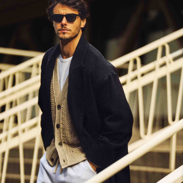 ザク編みカーディガン「ZEN(ゼン)」ベージュ　着用モデル　ディテール