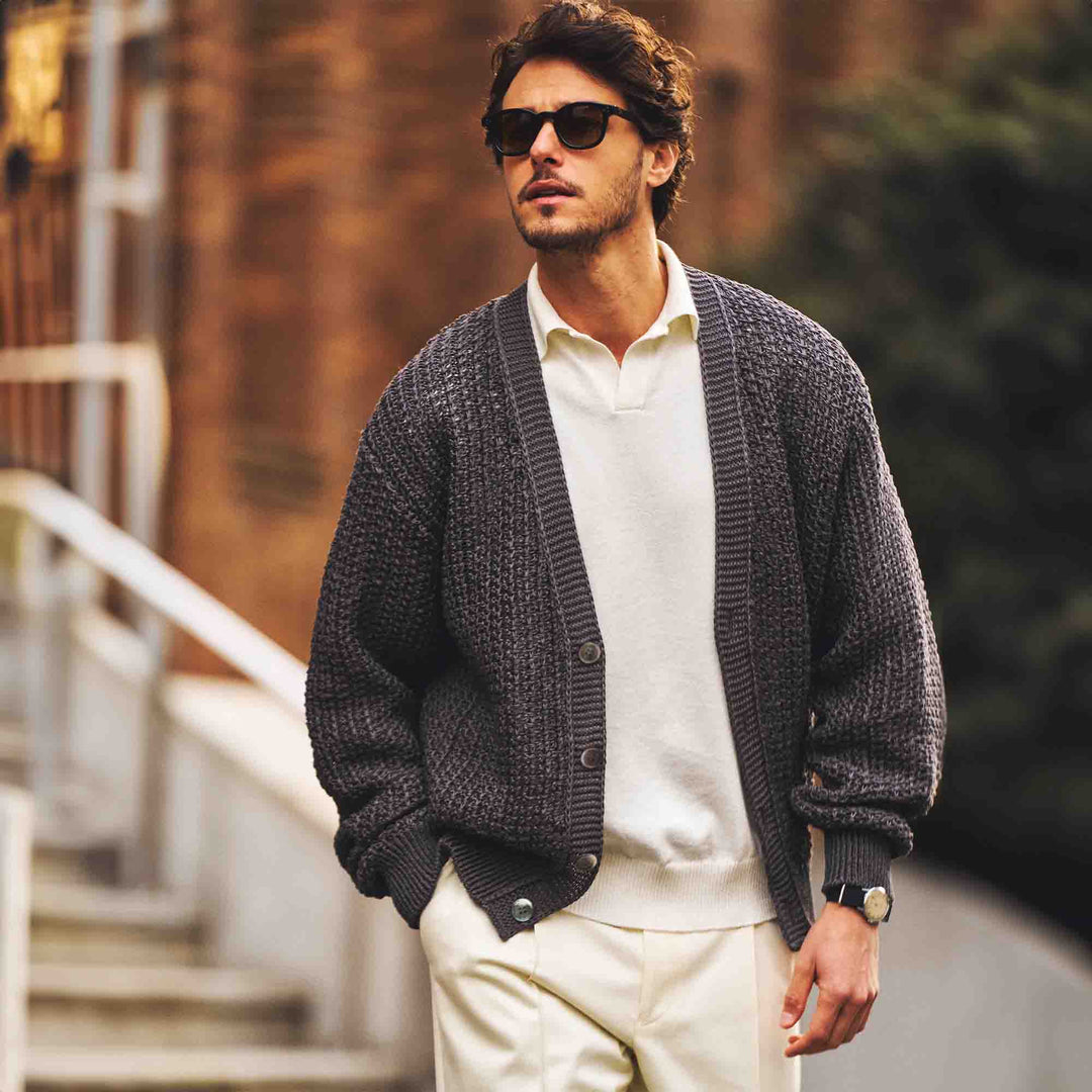 ザク編みカーディガン「ZEN(ゼン)」グレー　着用モデル