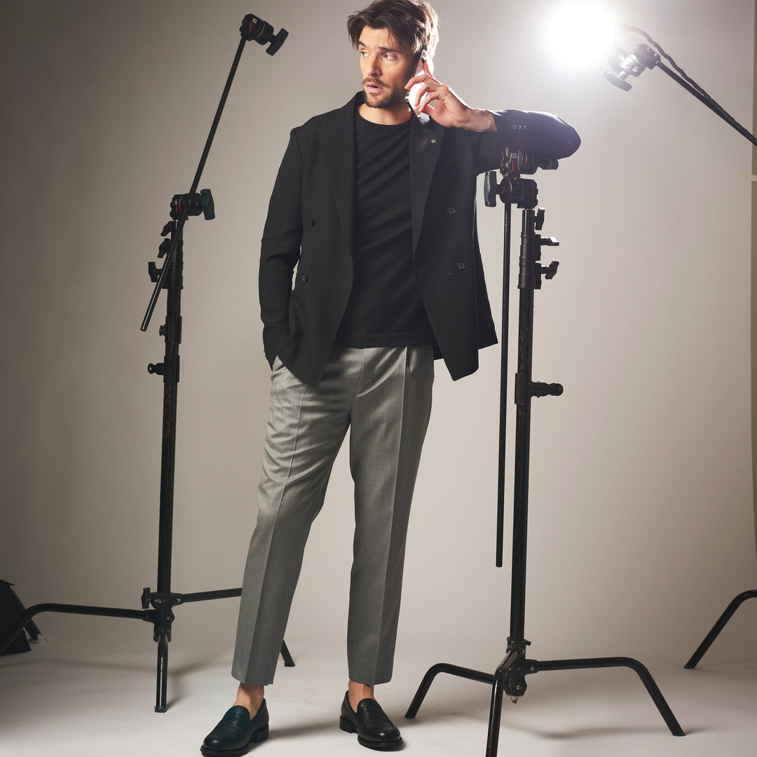 優雅な日常を演出！ON/OFF スラックス 「LIBRA MILANO SUPERIOR(リブラ ミラノ スペリオール)」