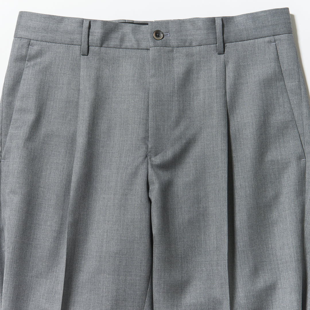 優雅な日常を演出！ON/OFF スラックス 「LIBRA MILANO SUPERIOR(リブラ ミラノ スペリオール)」