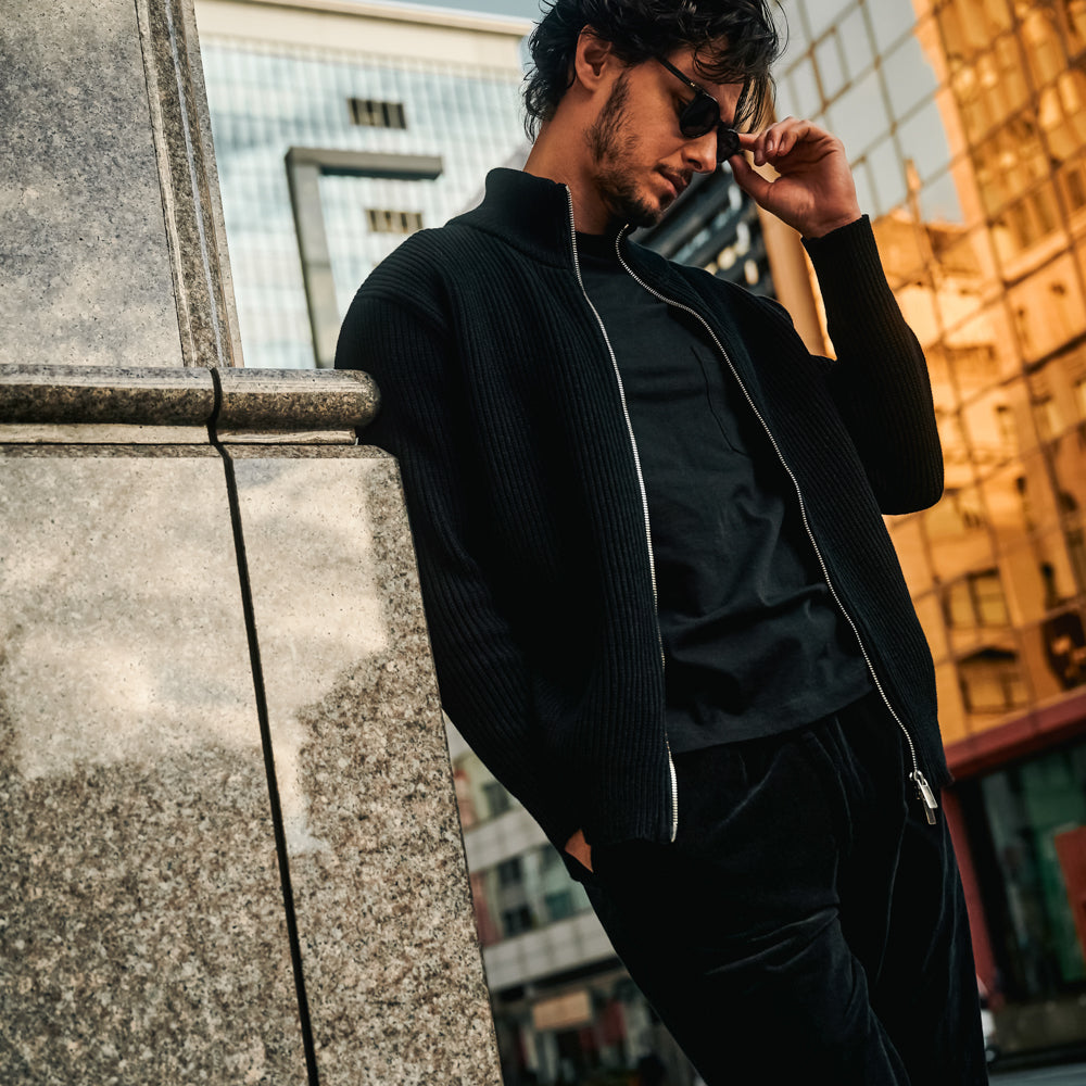 “俺たち”の都会派モダンニット「THE WOOSTER DRIVERS KNIT(ザ ウースター ドライバーズ ニット)」